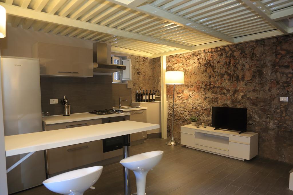 A Casa Di Ludo - Apartments & Short Lets Катания Экстерьер фото